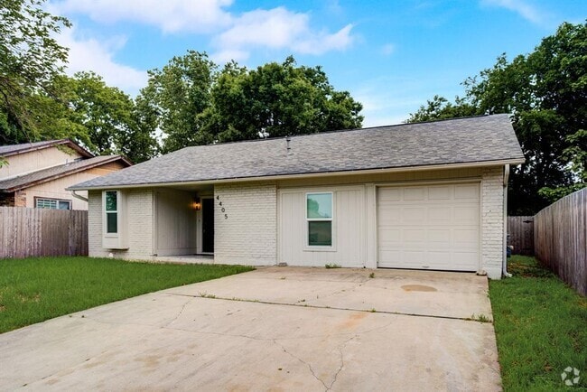 Building Photo - 4405 Button Bend Cir Rental