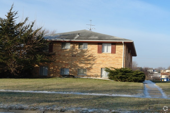 114 NW College Ave