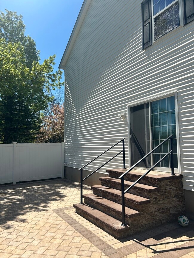 Photo - 112 Peapack Rd