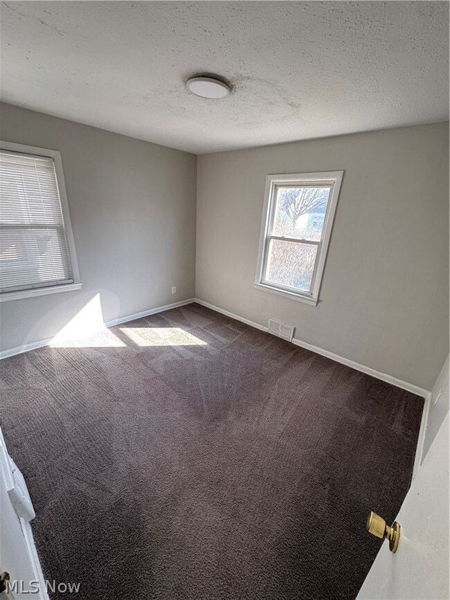 Photo - 892 E 139th St