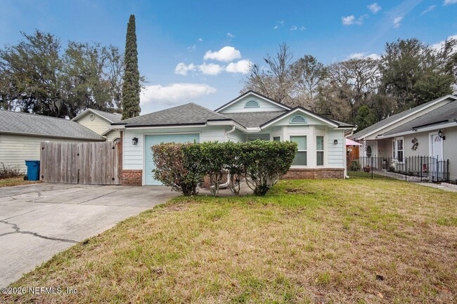 Photo - 1329 Cove Landing Dr