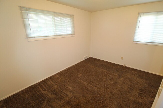 Photo - 3028 W Eloika Ave