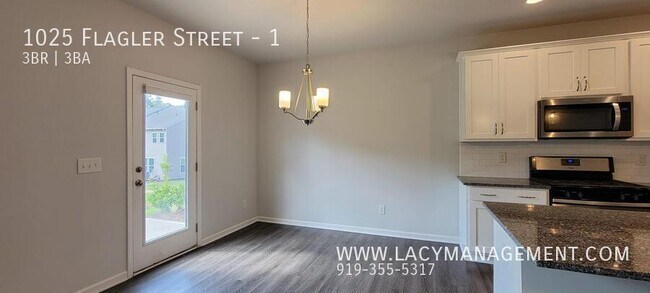 Photo - 1025 Flagler St