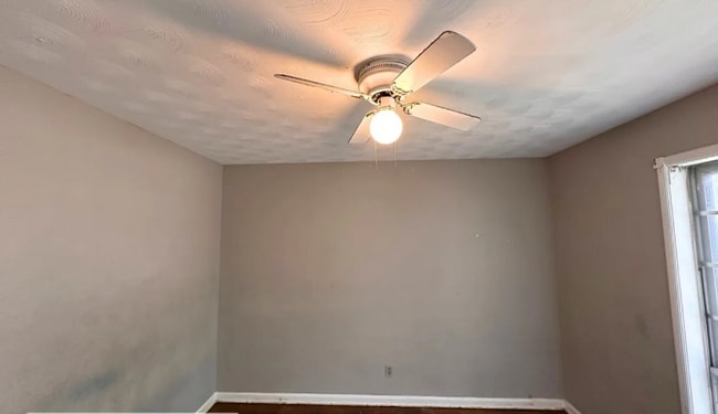Photo - 4810 Summerlane Ave
