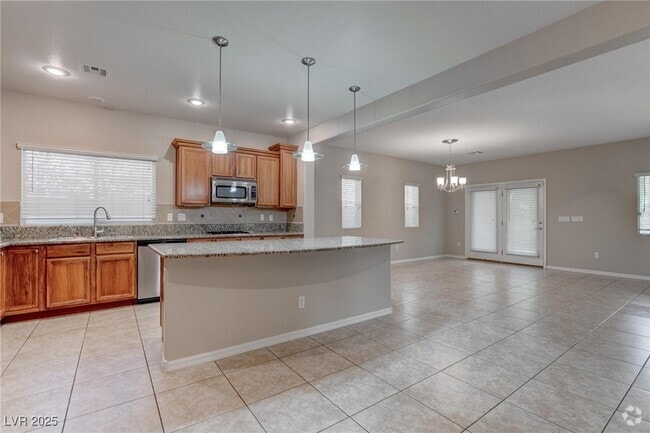 Building Photo - 953 Tafalla Ct Rental