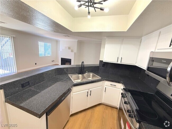 Building Photo - 8600 W Charleston Blvd Unit 2056 Rental