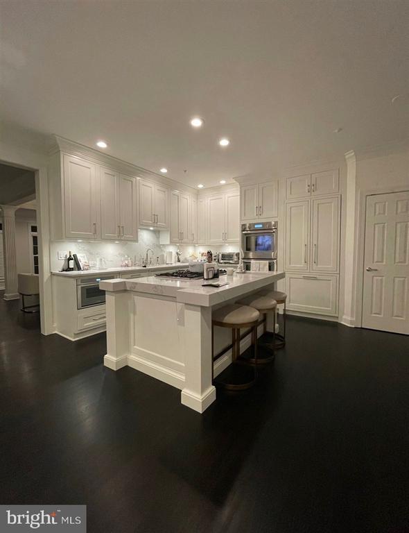 13535 Flowerfield Dr