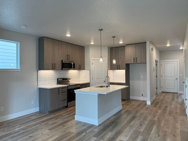 Photo - Beautiful Three Bedroom New Construction Home For Rent