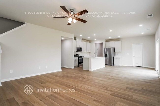 Photo - 583 White Birch Ln