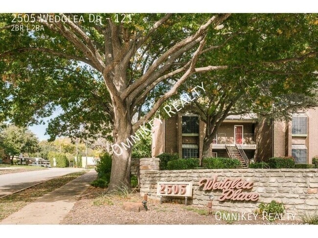 Building Photo - 2505 Wedglea Dr Rental