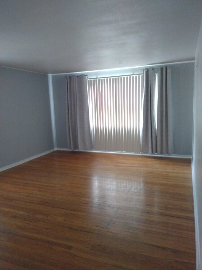 159 Hemlock St Condo Unit A Condo for Rent in Park Forest, IL