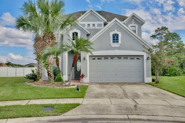Building Photo - Gorgeous 4/2.5 Home with a 2 Car Garage Lo...