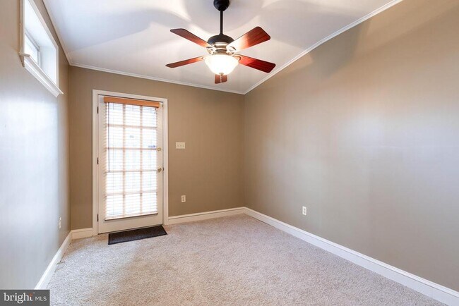 Photo - 1025 S Hanover St