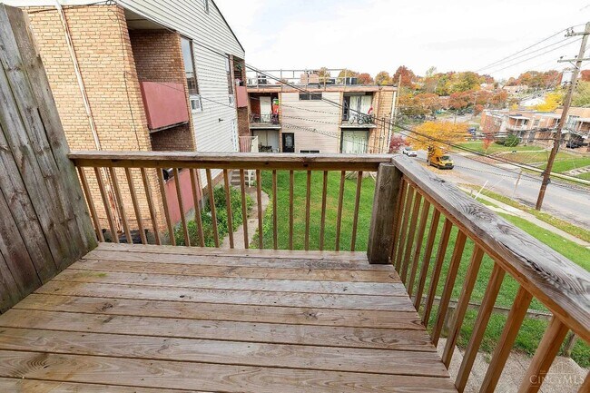 Photo - 3599 Schwartze Ave Unit 2