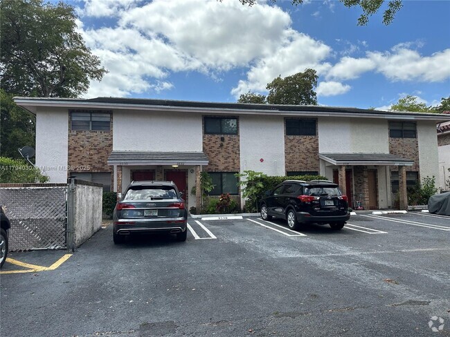 Building Photo - 3530 NW 116th Terrace Rental