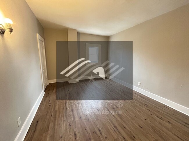 Photo - 815 S Main St