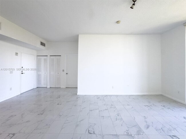 Photo - 1350 NW 8th Ct Unidad PH 7