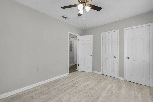 Photo - For Rent $ 1199.00/Month  West Side Duplex, Convenient to Atlanta Beltline, Sports Arenas, Univer...
