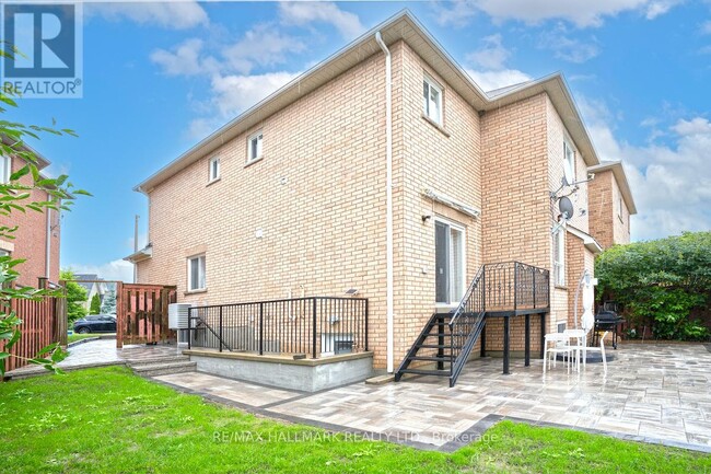 Photo - 77 Wheelwright Dr