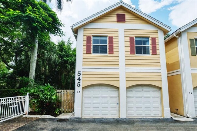 Building Photo - 545 SW 18th Ave Rental
