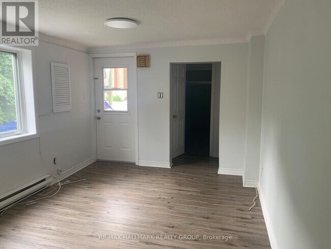 Photo - 251 Marier Ave