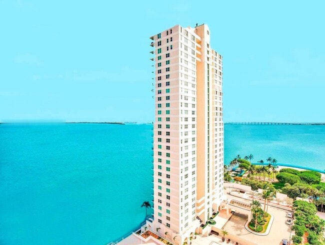 Building Photo - 770 Claughton Island Dr Unit 403