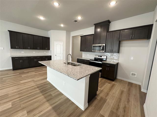 Photo - 127 Bowling Grn Ave.