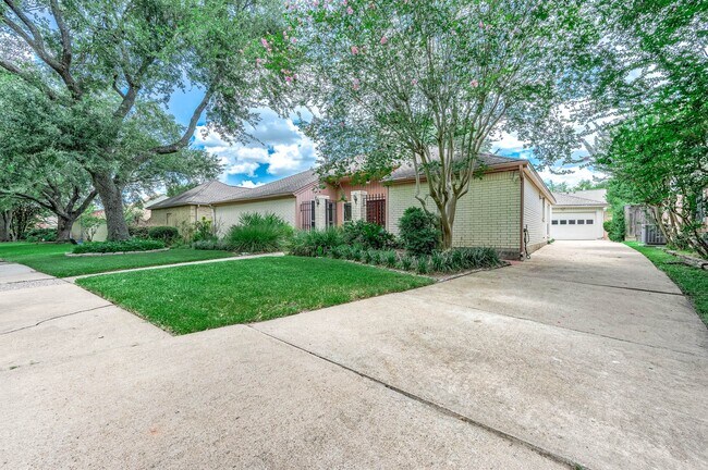 Photo - 12302 Piping Rock Dr