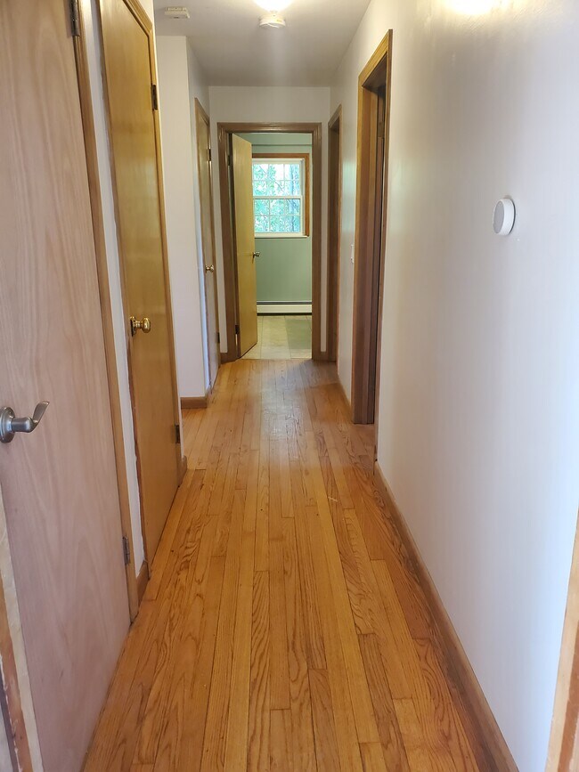 Photo - 36 N Maple St House