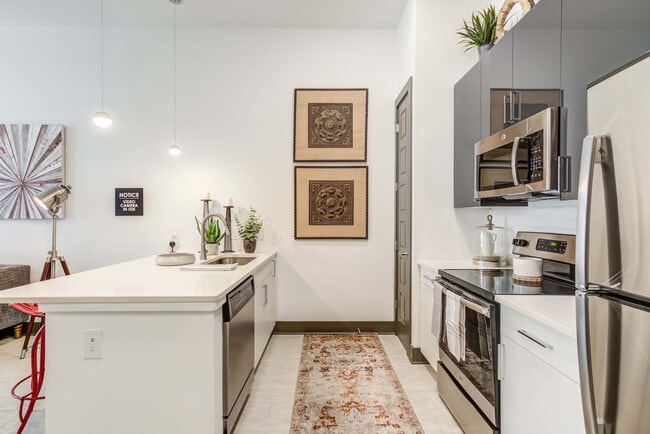 Photo - IMT at the Galleria