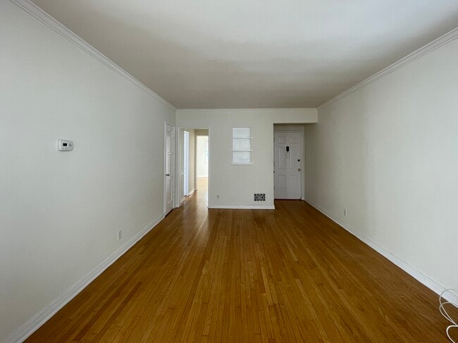 Photo - 1960 Vermont N Ave Unit 4