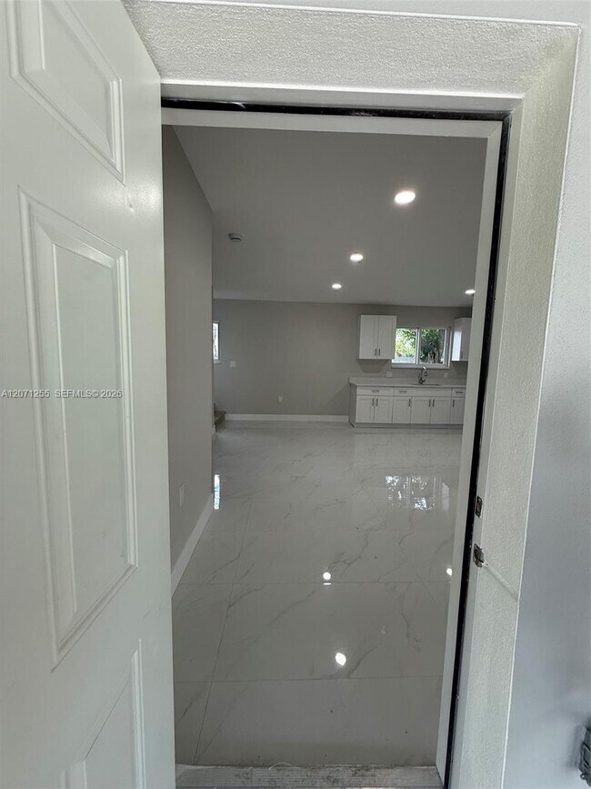 Photo - 17690 NE 19th Ave