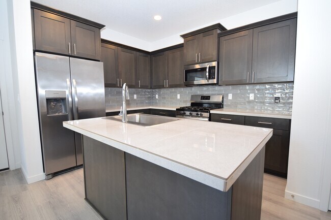 Photo - 1400 S 29th Blvd