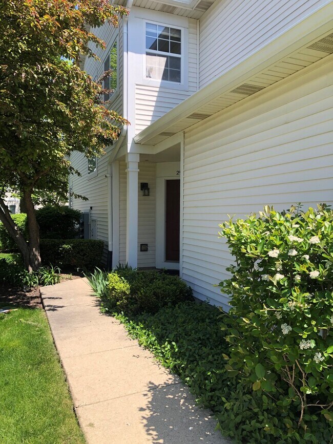 Photo - 2911 Stockton Ct