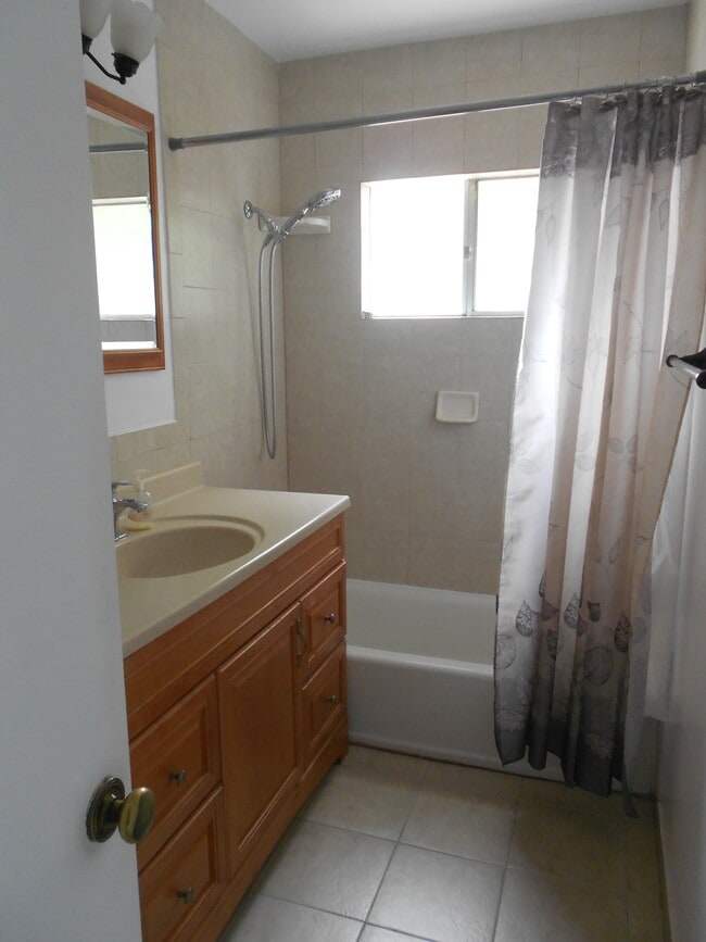 Photo - 641 5th St
