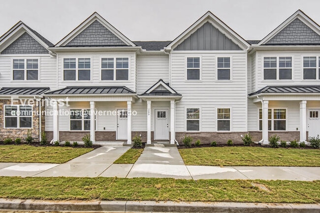 Photo - 320 Raines Ct