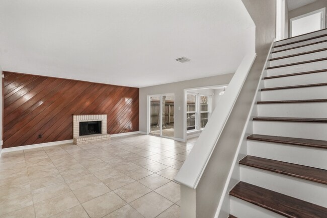 Photo - 10814 Sugar Hill Dr