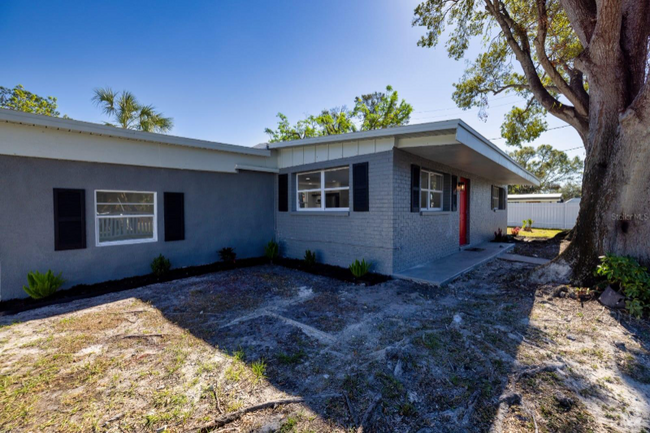 Building Photo - 1302 Warrington Wy Rental