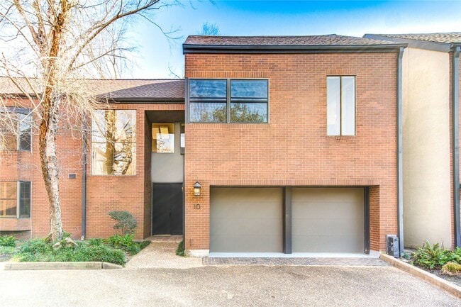 Photo - 5300 Mercer St