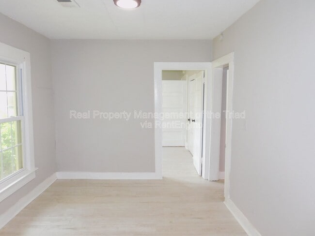 Photo - 1217 Pearson Pl