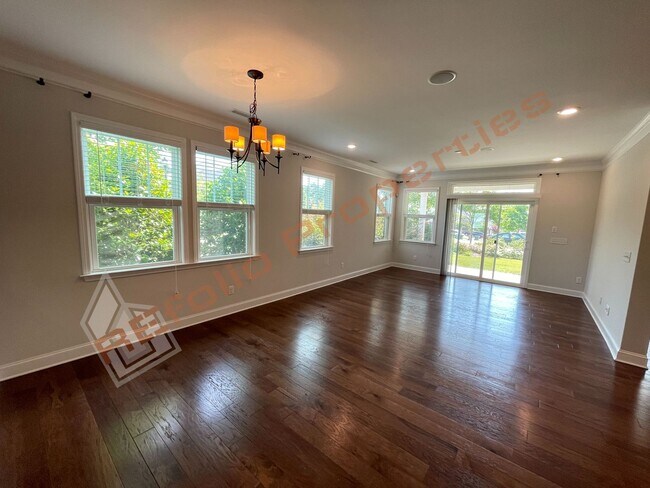 1454 Glenwater Dr