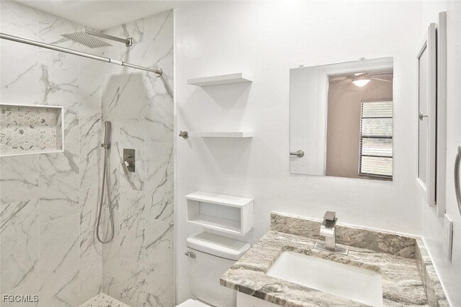 Photo - 1202 E 7th St