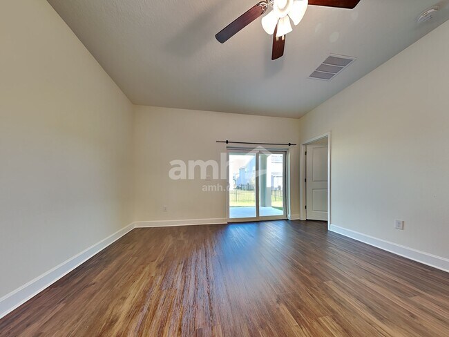 Photo - 1032 Walden Pond Dr