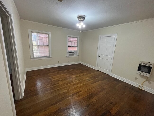 Photo - 5110 Manett St