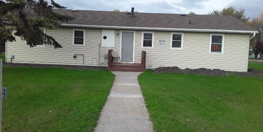 Photo - 209-211 E Park Dr