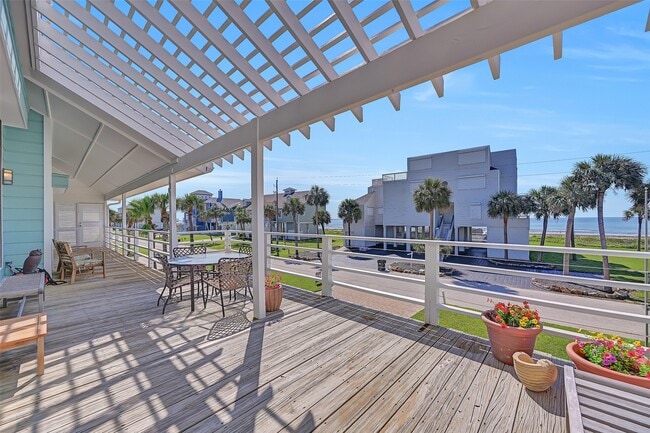 Building Photo - 18418 E De Vaca Ln
