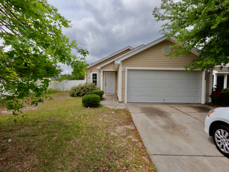 Photo - 5005 Wickalow Way