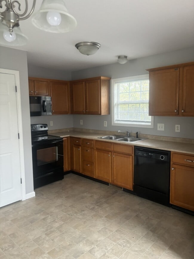 Photo - 471 Lafayette Rd Apartamento