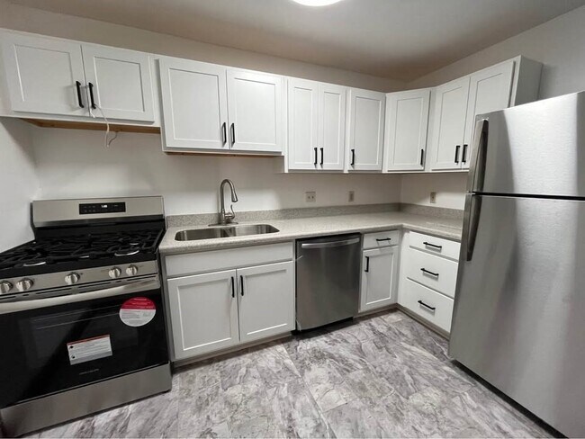 Photo - 63 Illinois St Unit 104