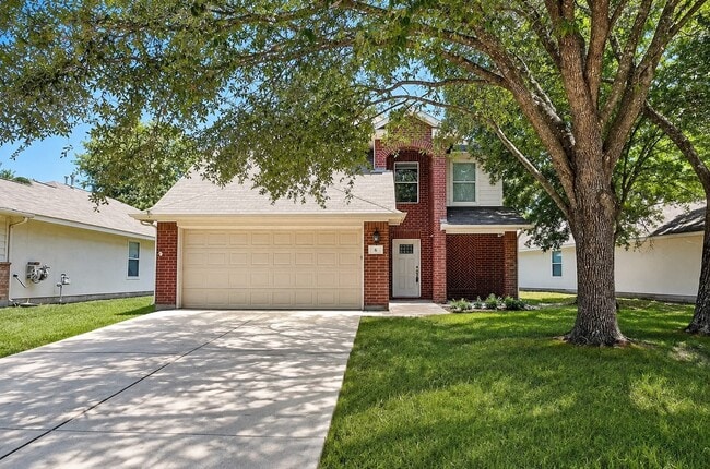 Building Photo - 6 Thicket Grove Pl